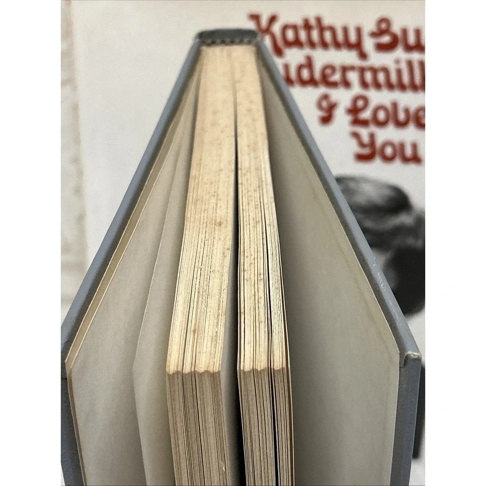 N/A hardcover dust